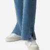 Clean 90 Triple Sneaker